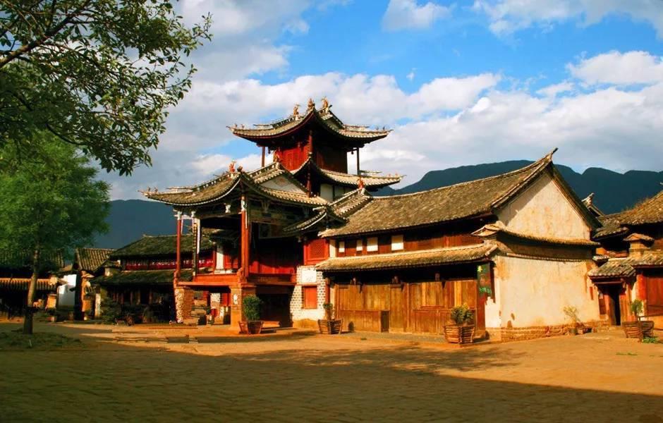 省政协委员杨丽萍:加强民族文化保护 促进乡村旅游发展